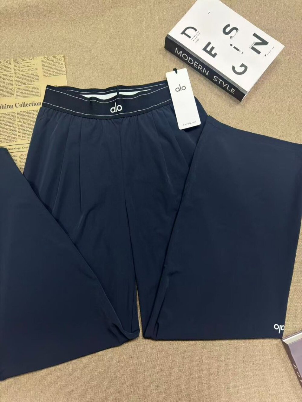NWT ALO Yoga👮♀️💙Suit Up Pants Navy Blue High Waisted Wide Leg Long Leg Look